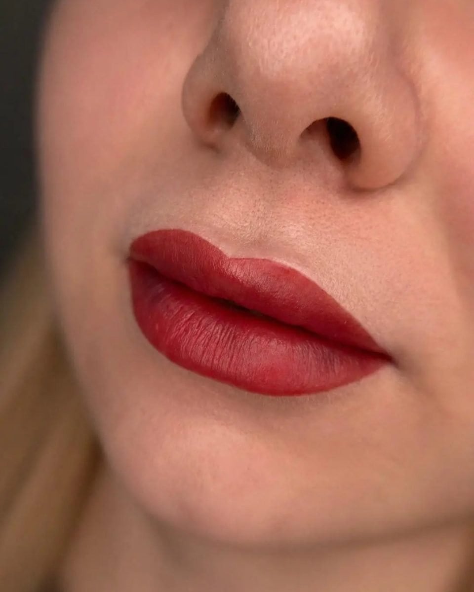 Lippenpigmentierung bei Xenia Frank Salach- sanfte Farbergebnisse Ergebnis nach Lippenpigmentierung mit gleichmäßiger und frischer Lippenfarbe