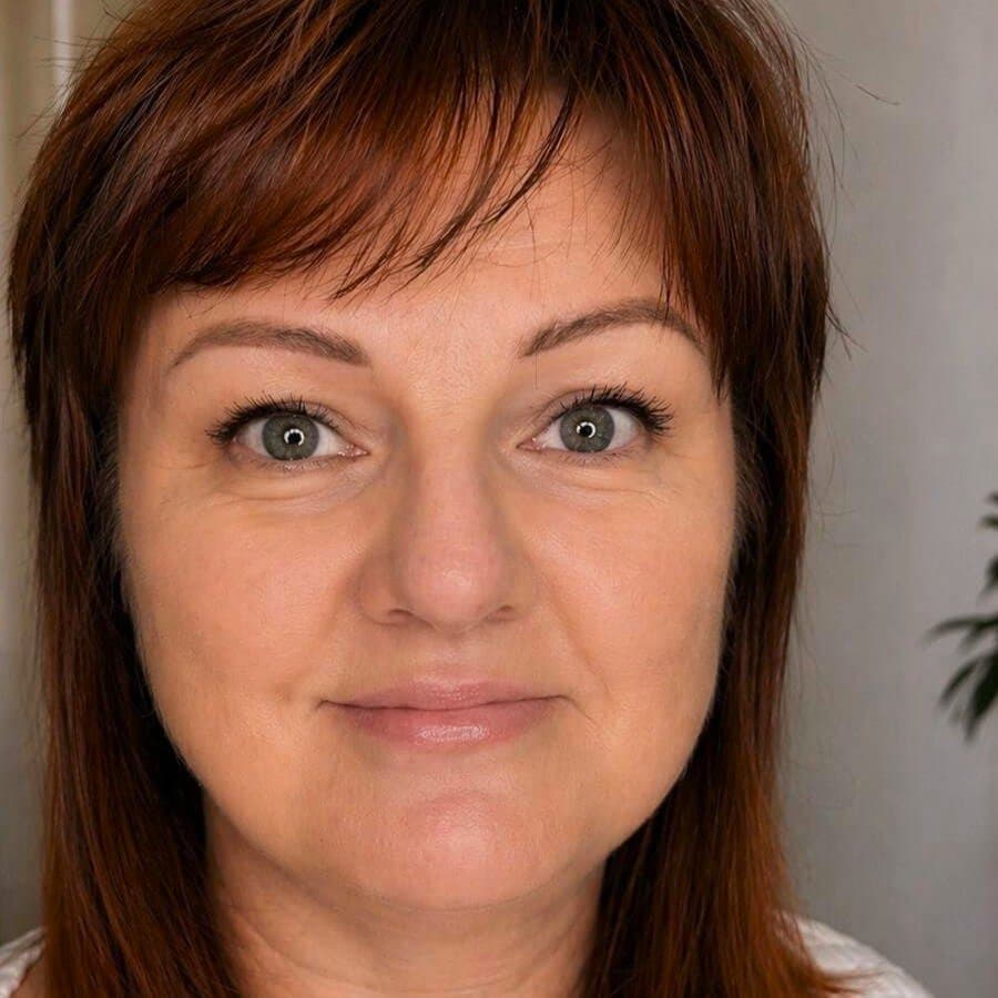Lippenpigmentierung bei Xenia Frank Salach- sanfte Farbergebnisse Abgeheiltes Powder Brows Ergebnis bei Xenia Frank in Salach mit natürlicher Augenbrauenform